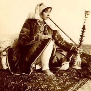 Meet your Posher, Ana